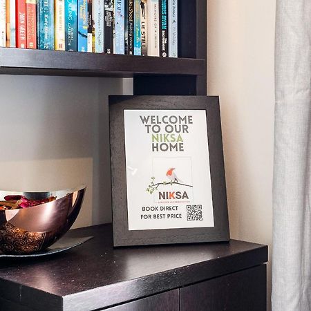 Niksa Serviced Accommodation - 3 Bedroom House Welwyn Garden City Bagian luar foto